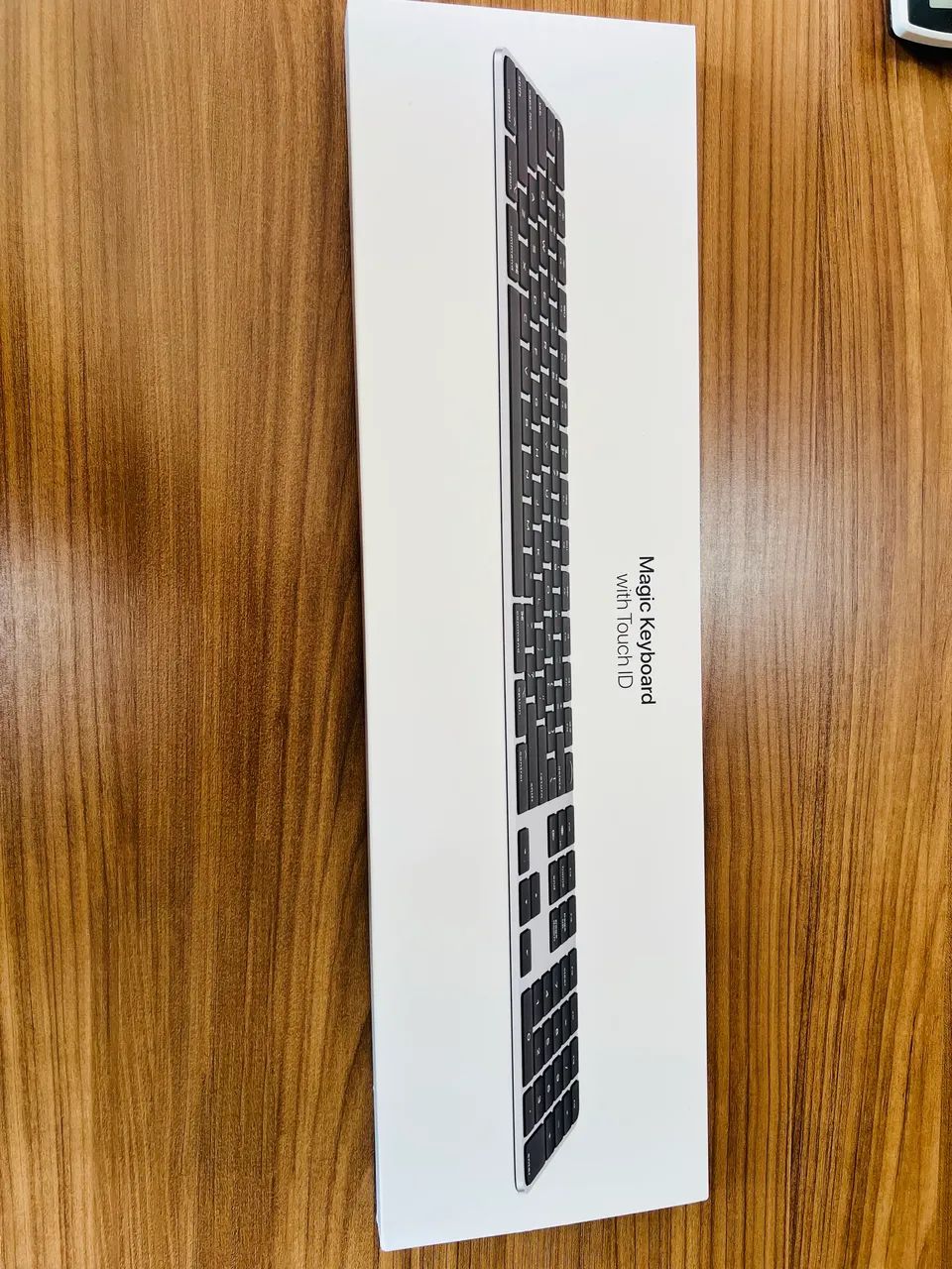 Magic Keyboard com Touch ID e teclado numérico