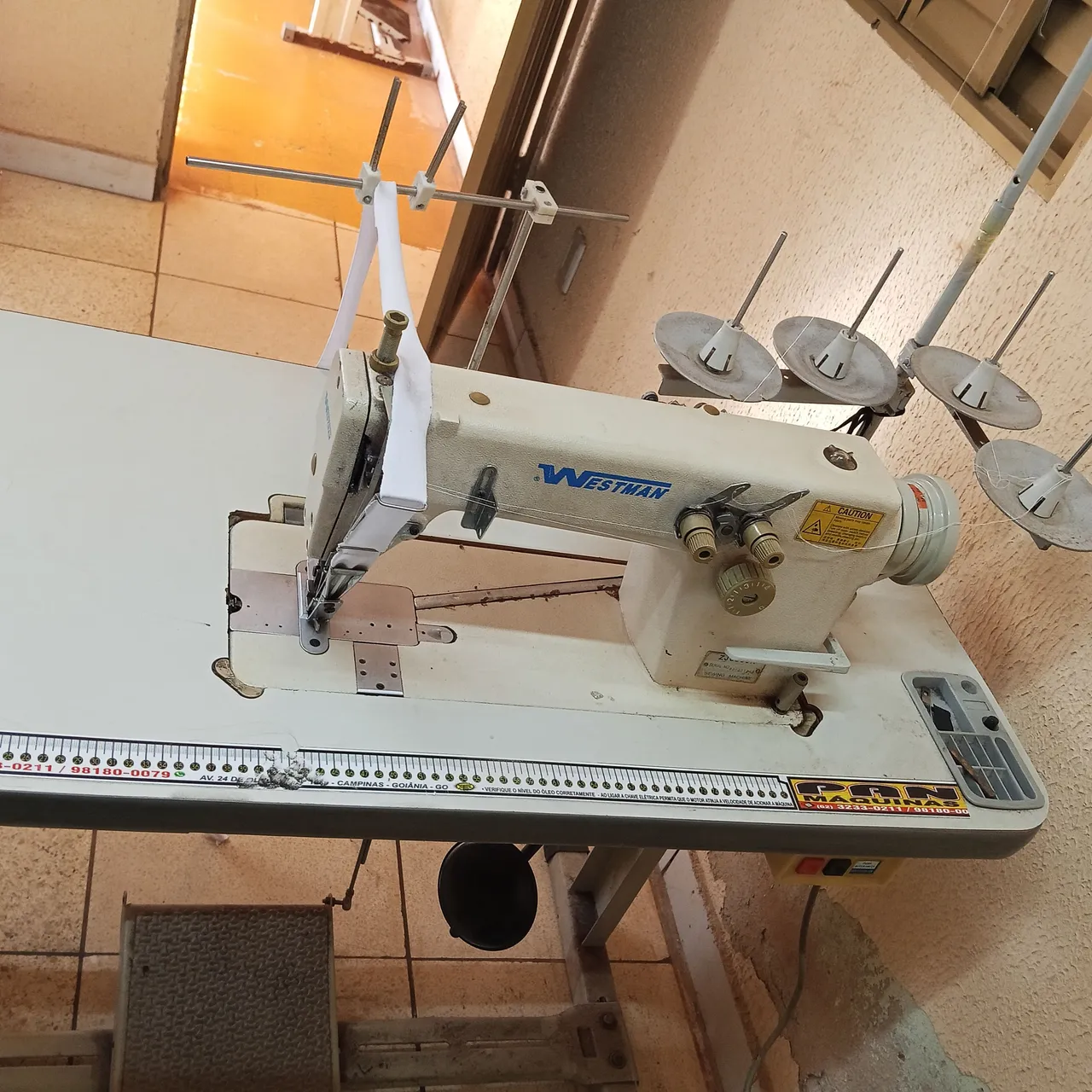 Máquina de Costura ombro a ombro 