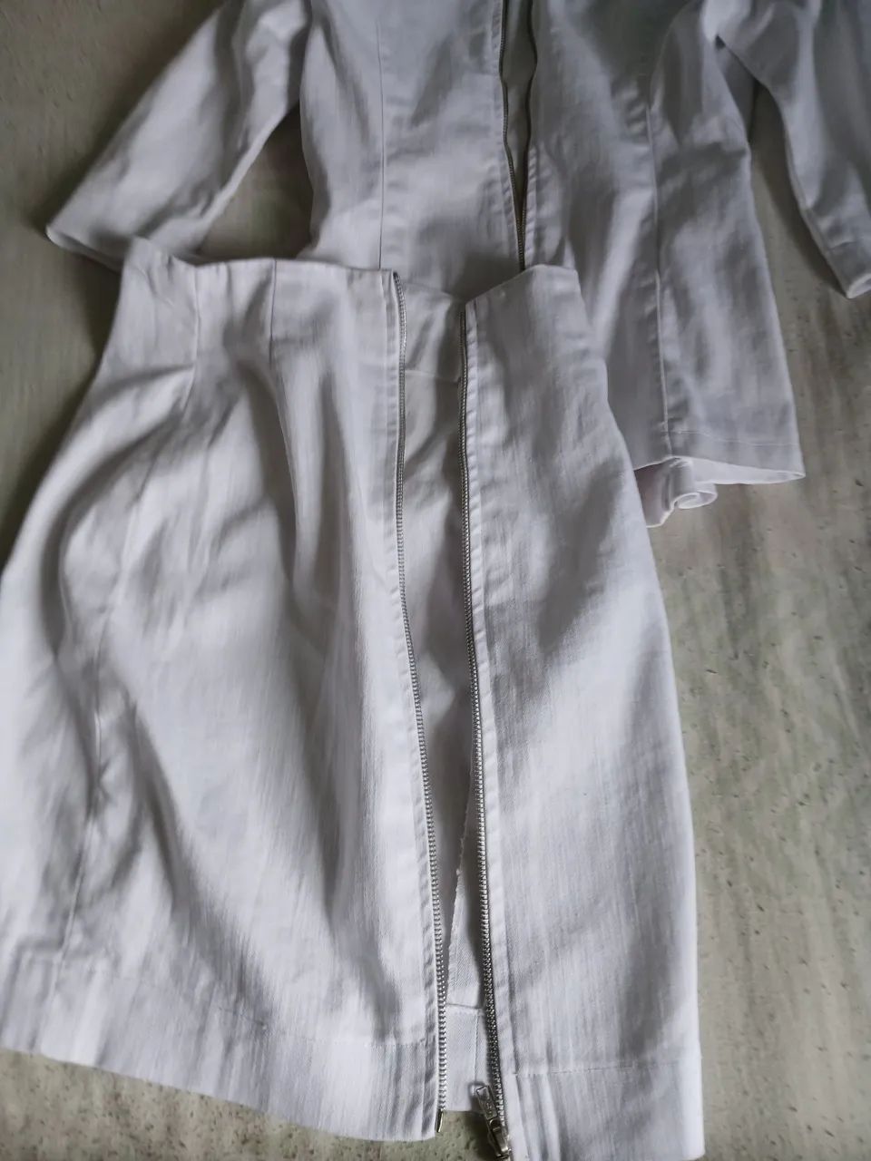 Conjunto  saia blusa  38 - Foto 2