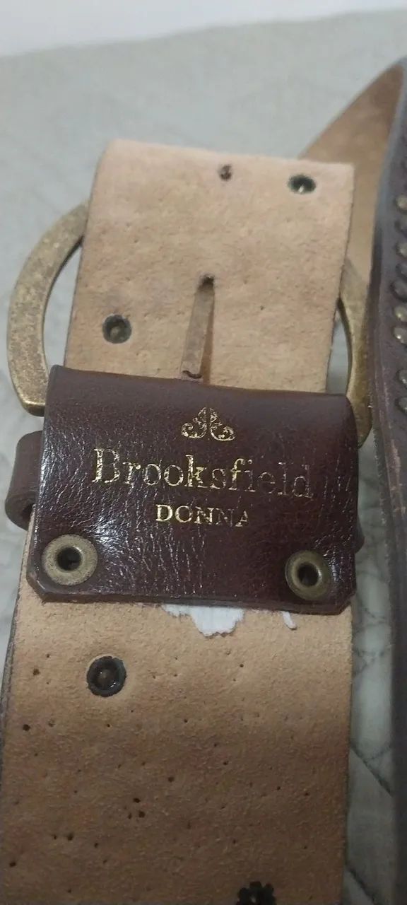 Cinto brooksfield tachas e brilhantes - Foto 4