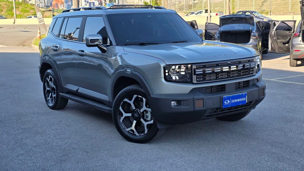 Jetour T1 Premium 2026