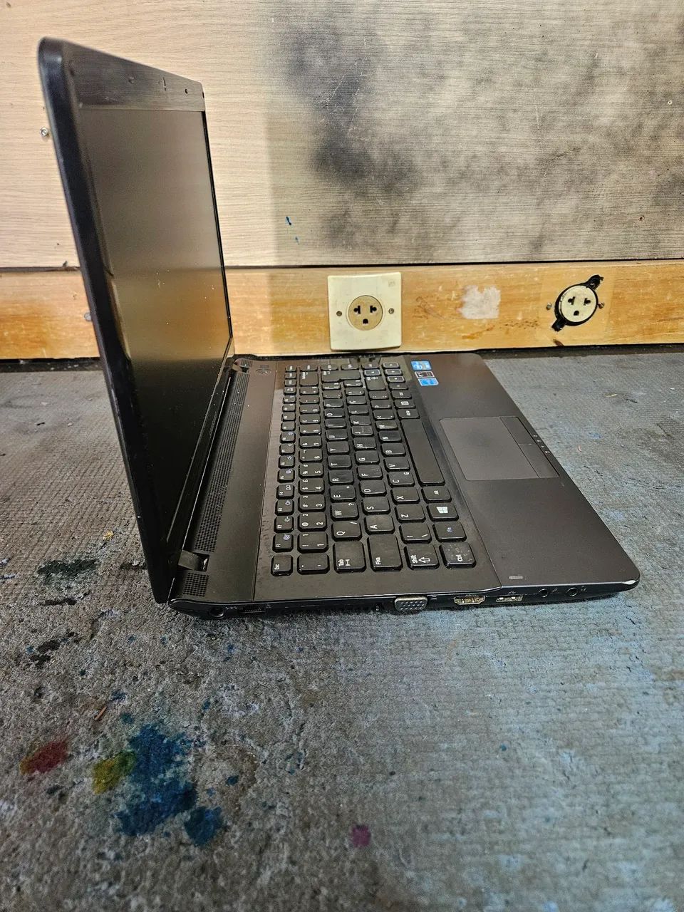 Notebook Samsung 300E (Core i5 / 8GB RAM / SSD 120GB) - Foto 2