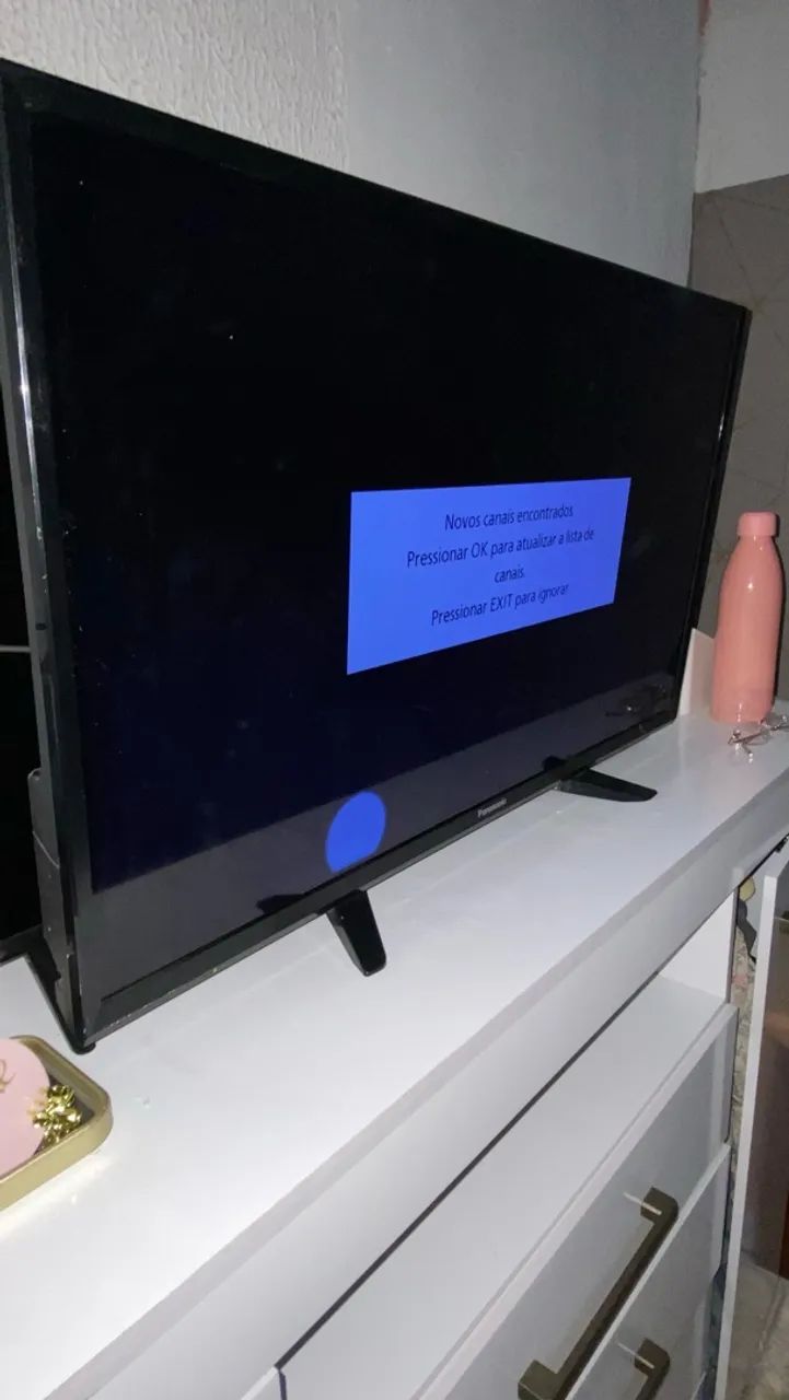 TV LED 35