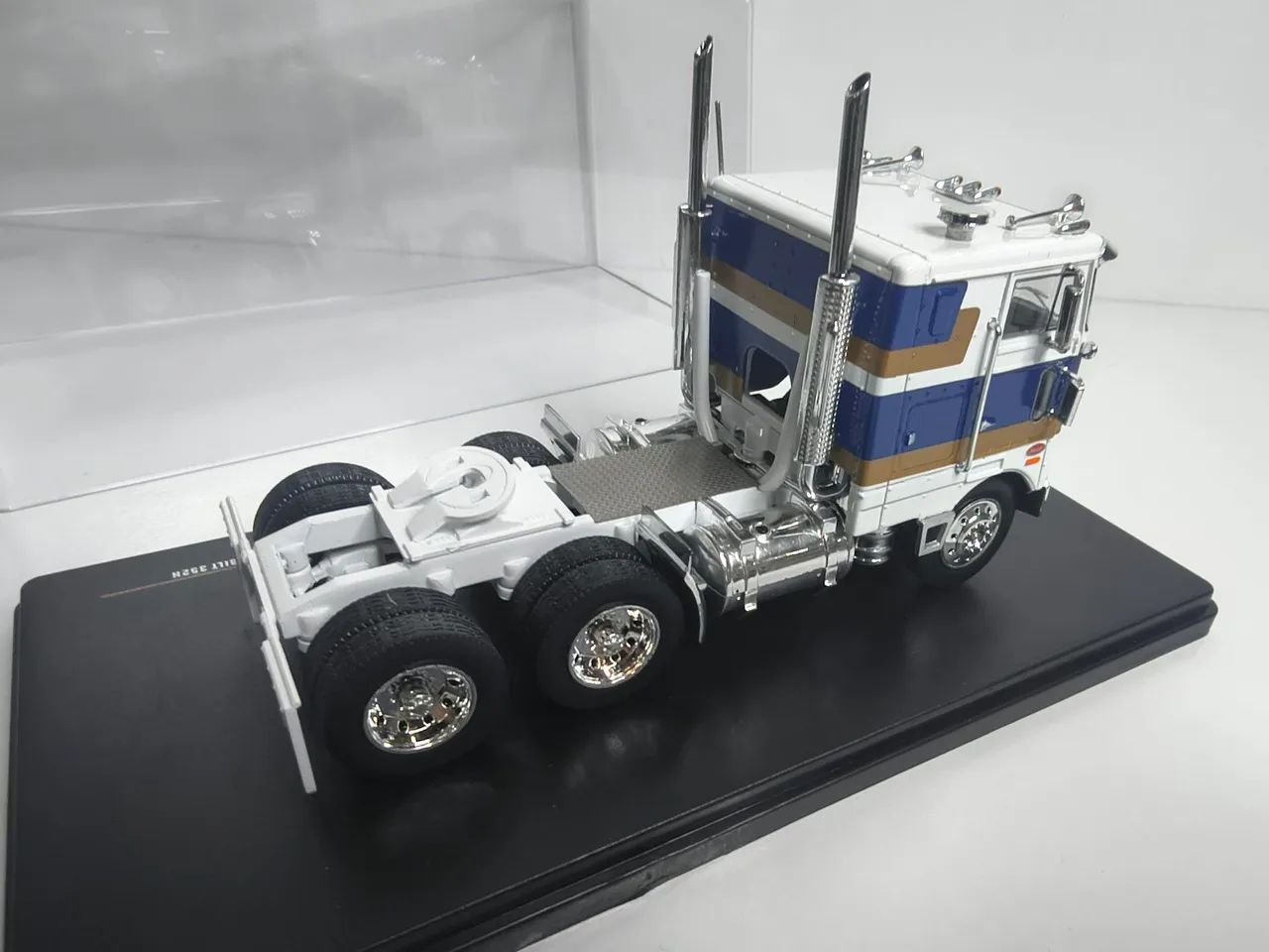 Miniatura Caminhão Peterbilt 352H 1/43 - Foto 5
