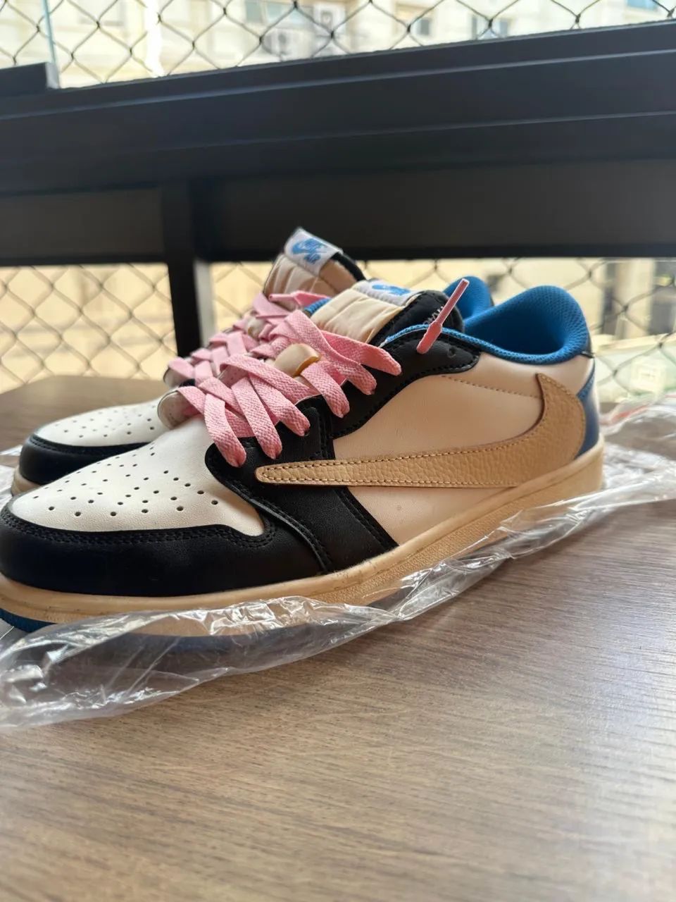 Jordan 1 low Travis Scott - Foto 2