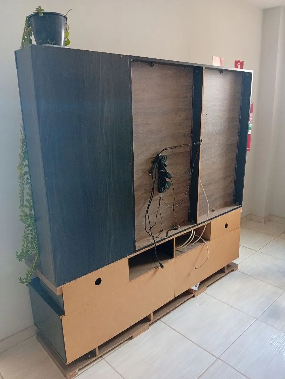 Painel com rack suspenso - Foto 3