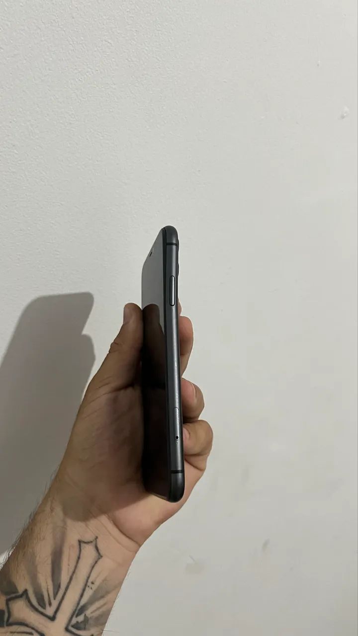 iPhone 11 64GB- bateria 74% - Foto 5
