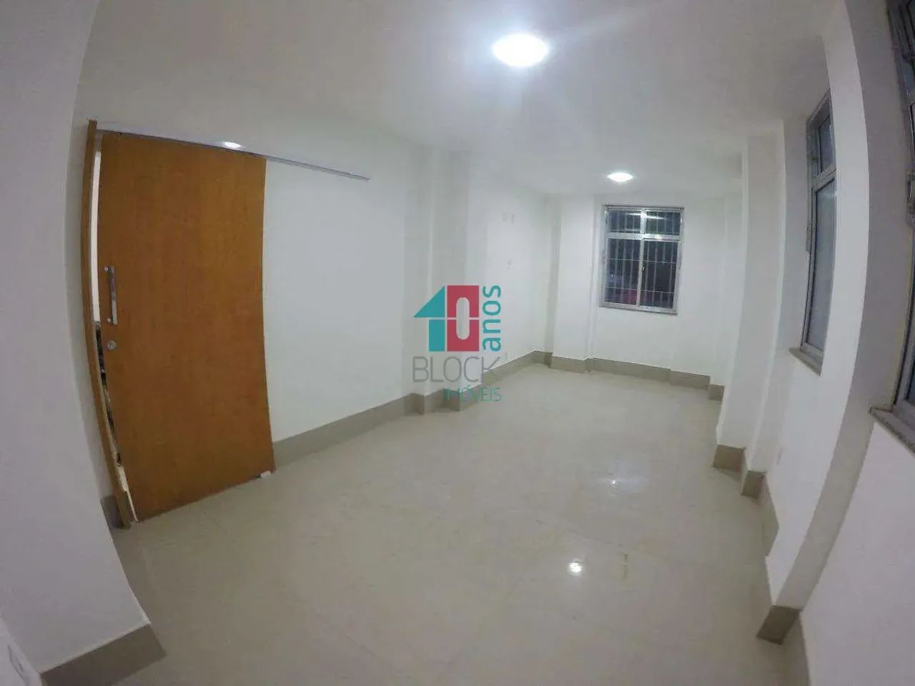 Botafogo | Casa 12 quartos, sendo 2 suites