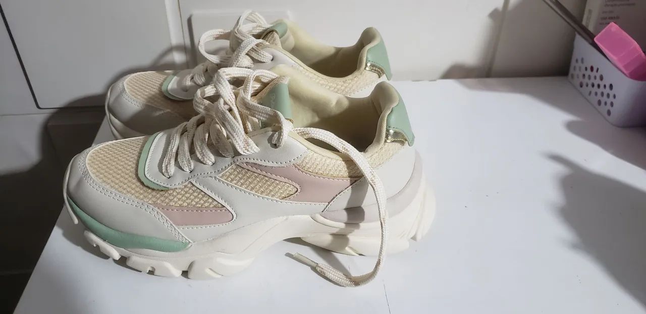 Tenis peluche