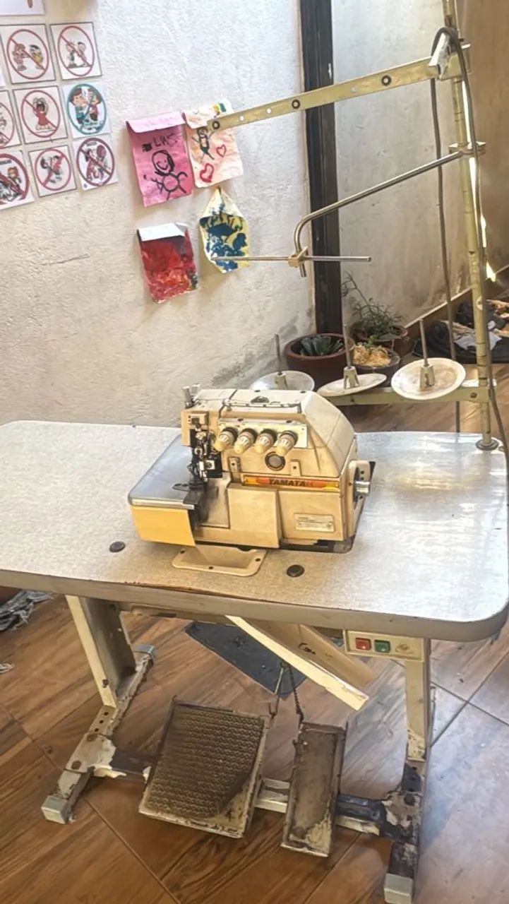 Máquina overloque ponto cadeia  - Foto 3