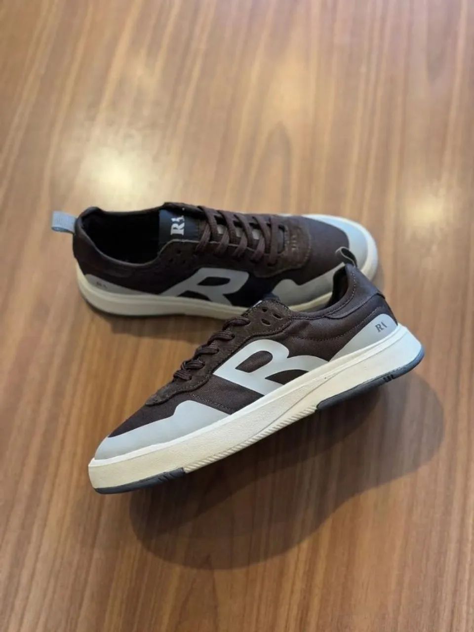 Tenis Reserva Casual Marrom / Branco