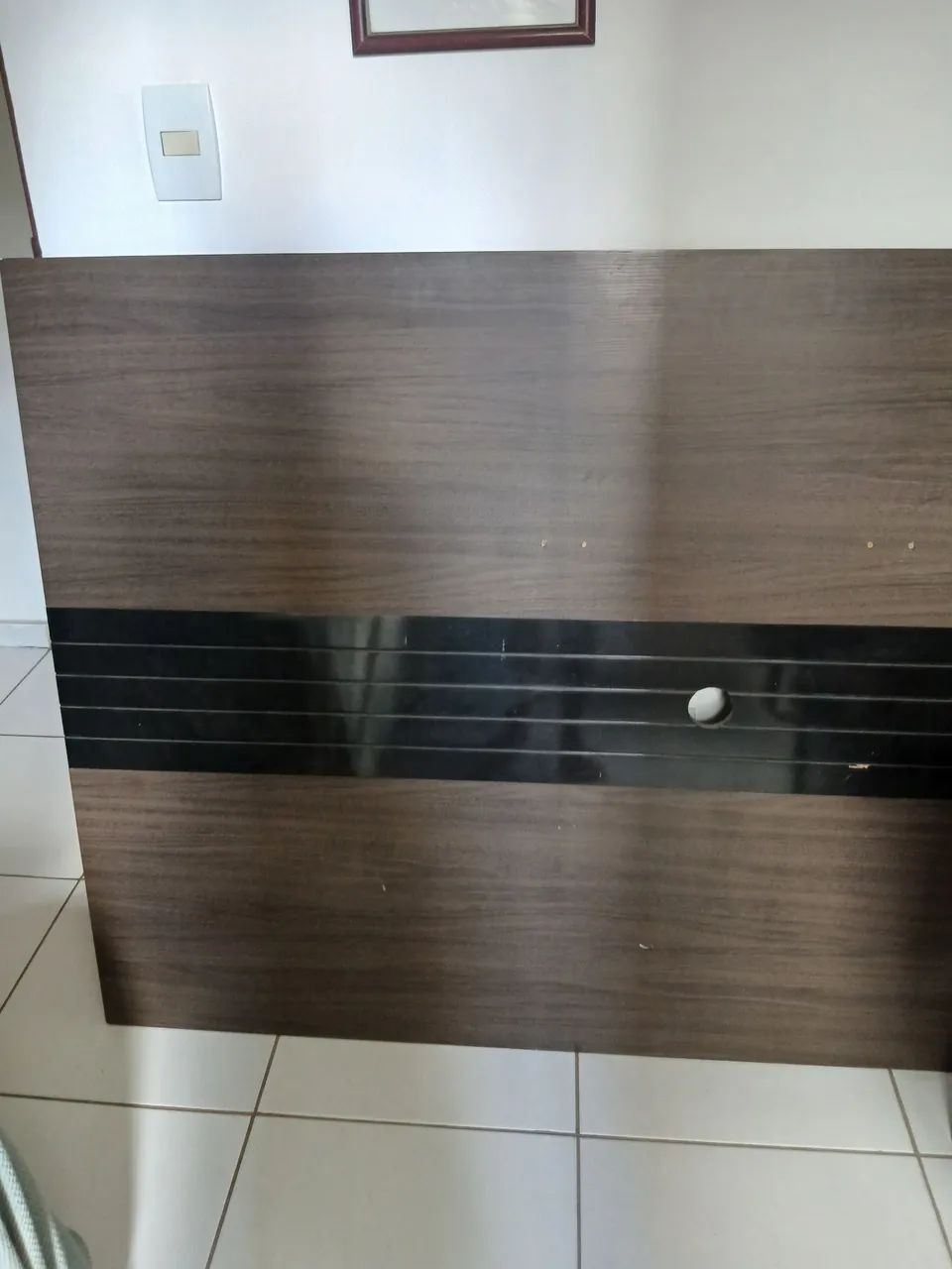 Sofá retrátil,painel,cadeiras - Foto 5