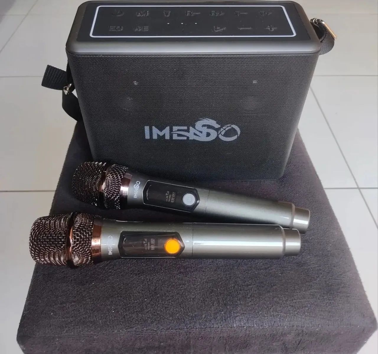 CAIXA DE SOM IMS-X32 com dois microfones sem fio de ótima qualidade nova - Foto 5