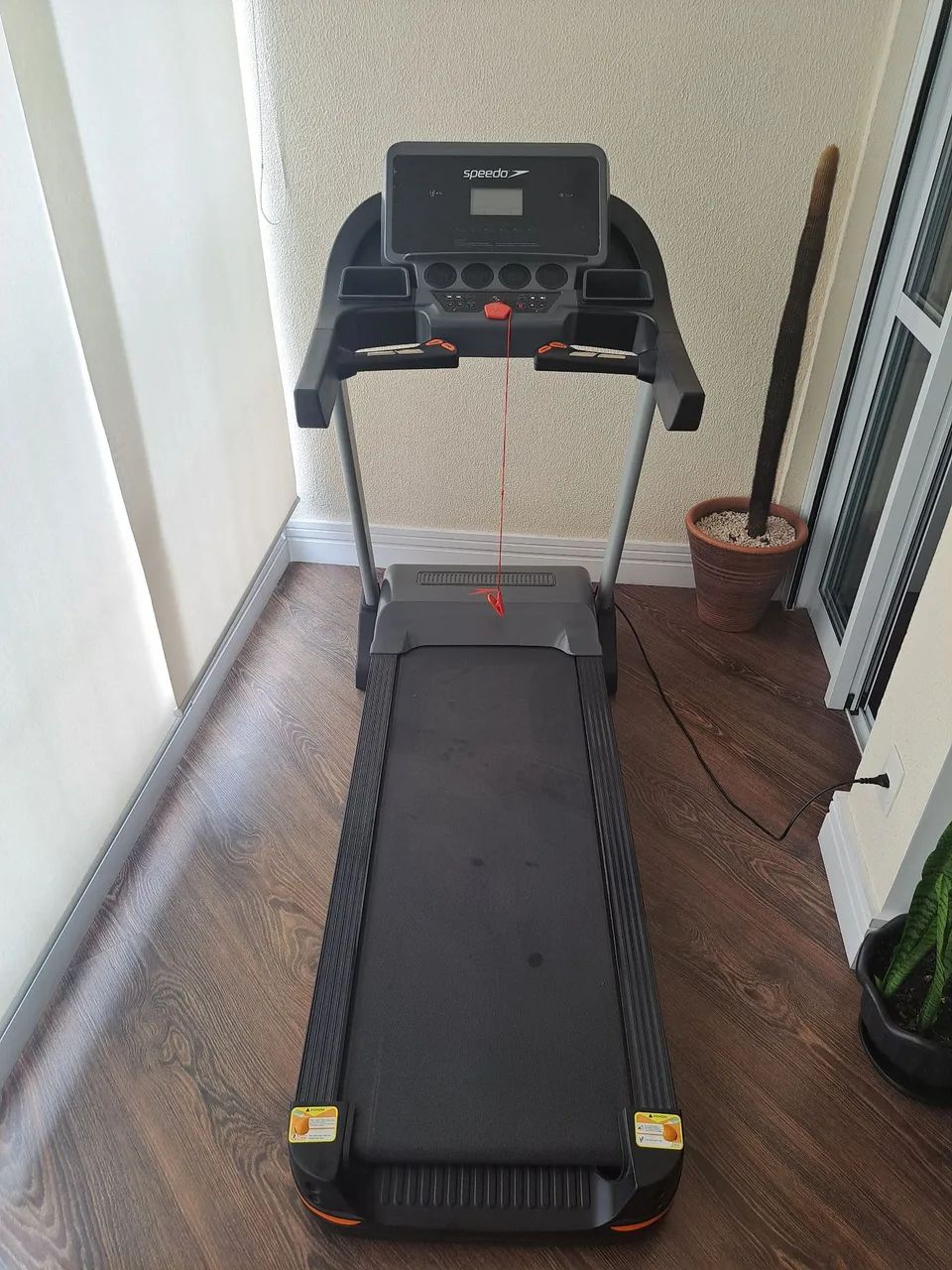 Esteira Ergometrica Speedo TR4 com inclinação eletrônica - Foto 2