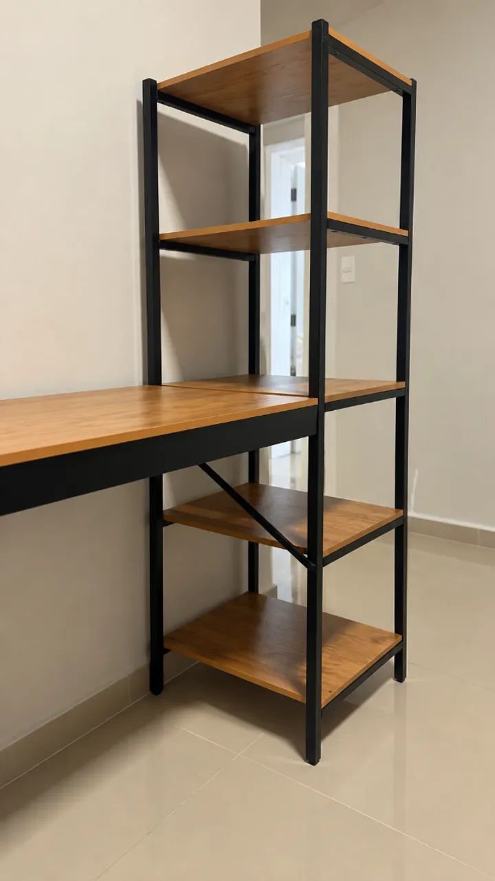 Mesa de Escritório Industrial com Prateleiras - Foto 2