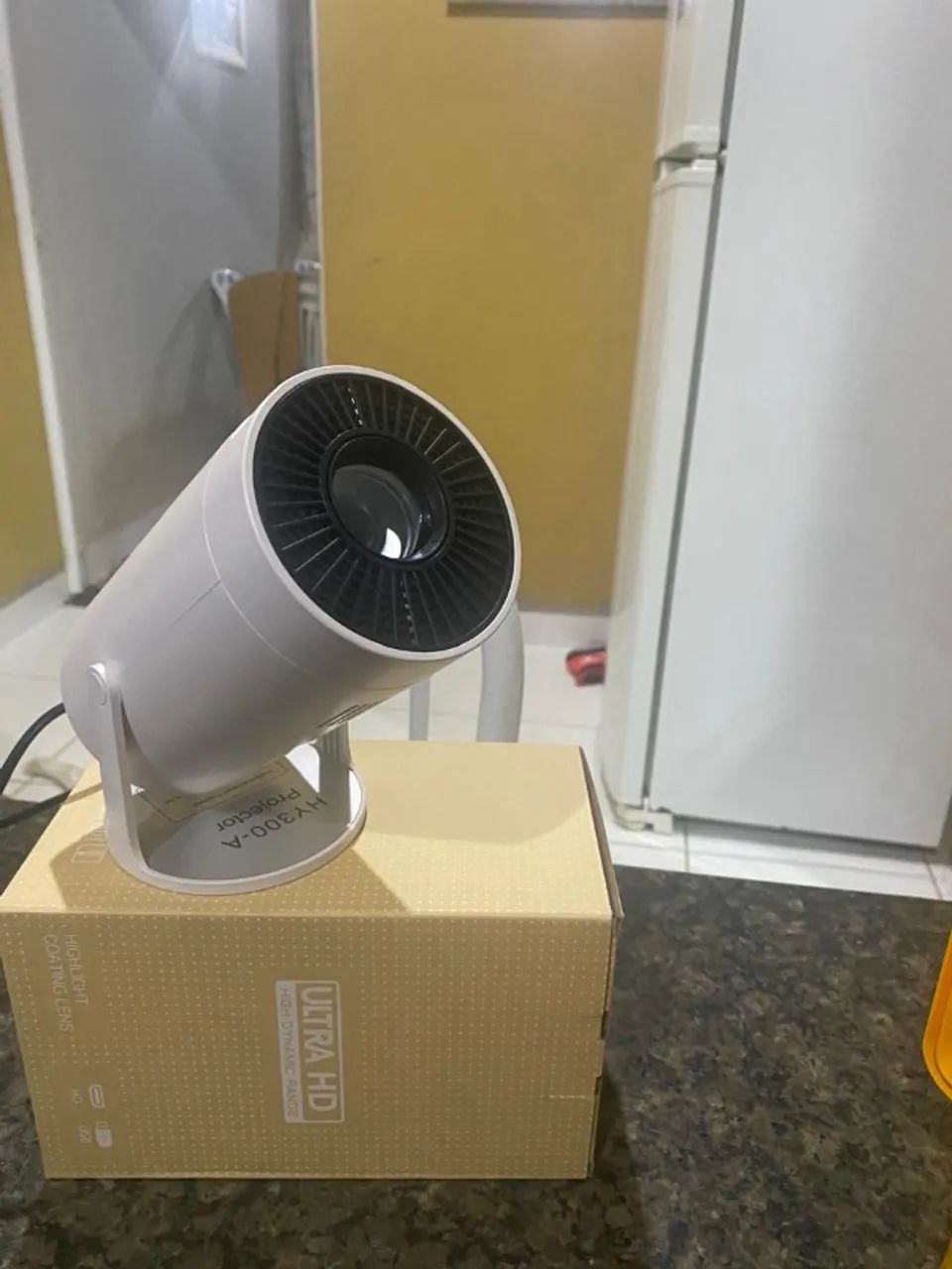 PROJECTOR ULTRA HD HIGHLIGHT - Foto 2
