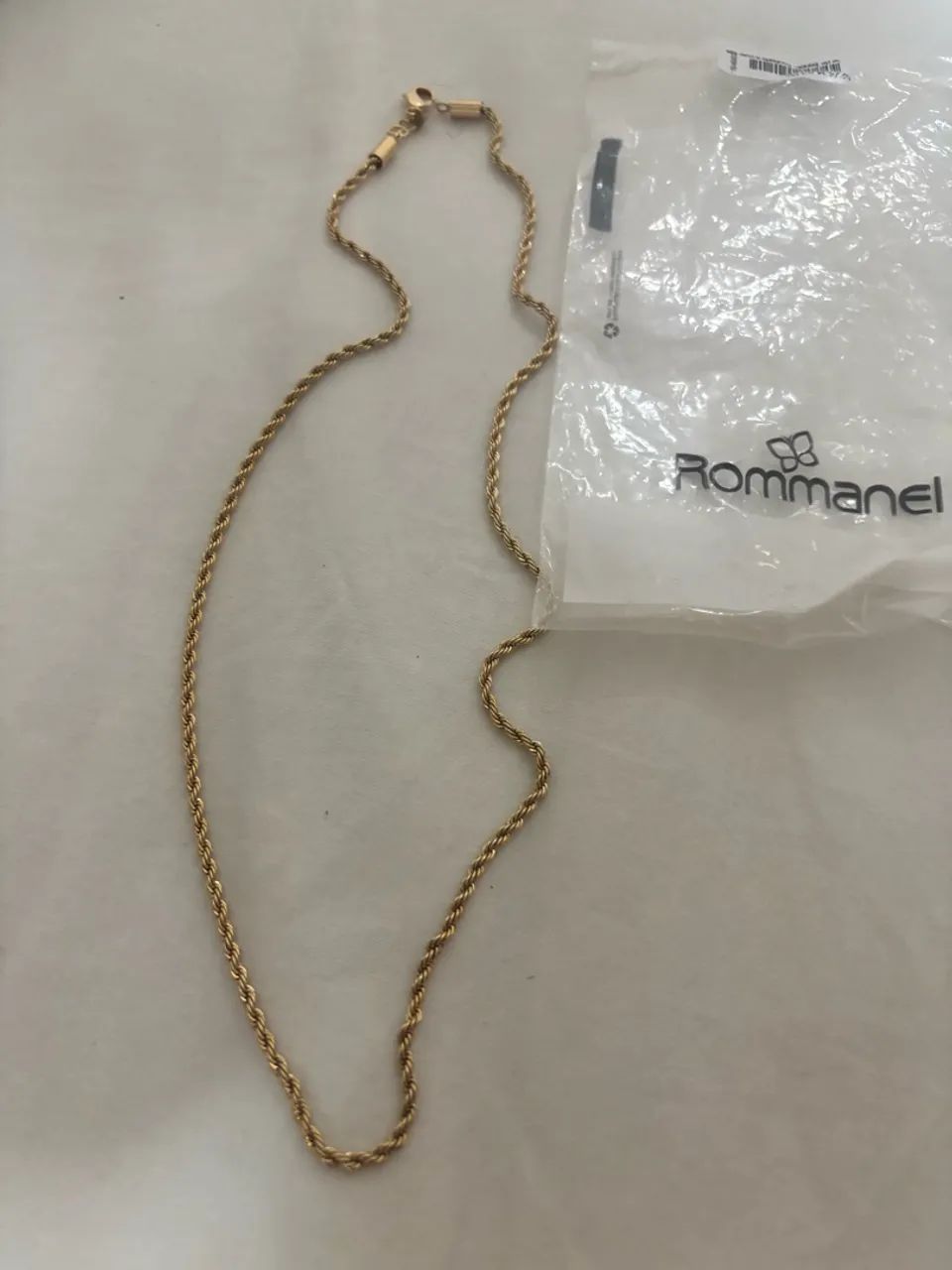 Coloca Rommanel venda 