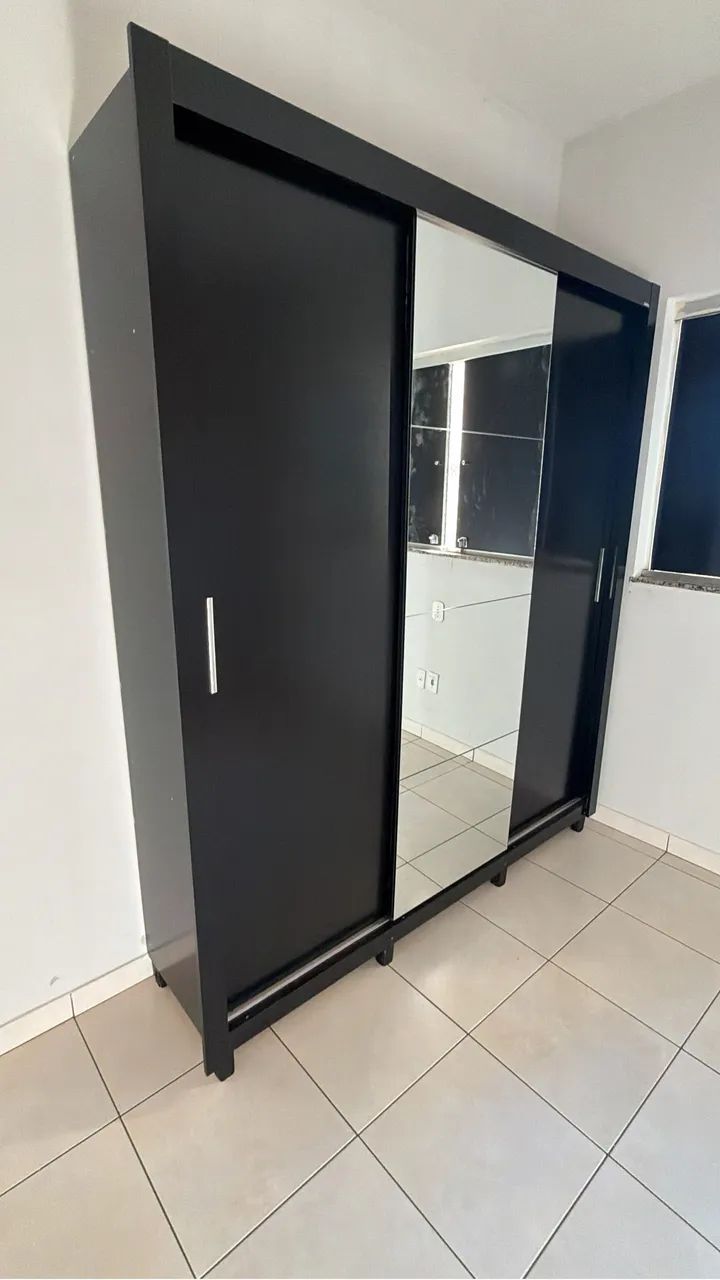 Guarda roupa novo 