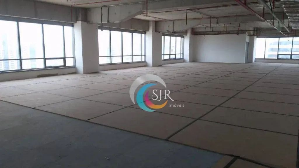 Conjunto para alugar, 1734 m² - Alphaville Industrial - Barueri/SP