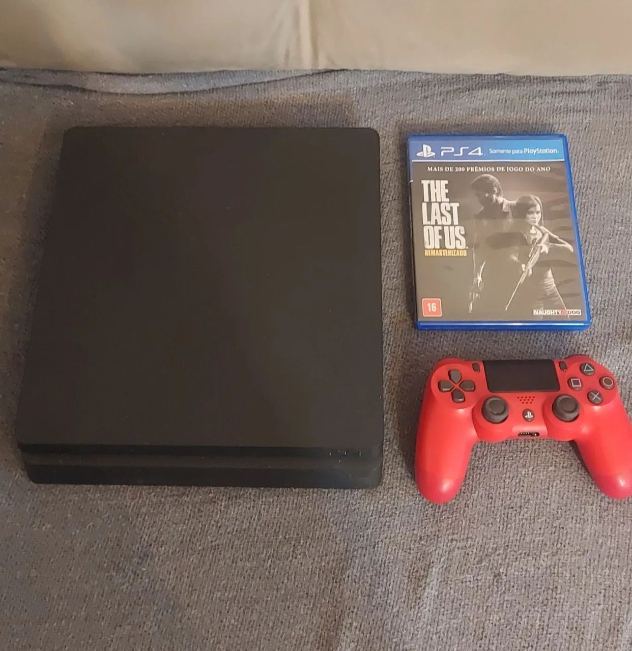 Play 4 de 1 terá slim 