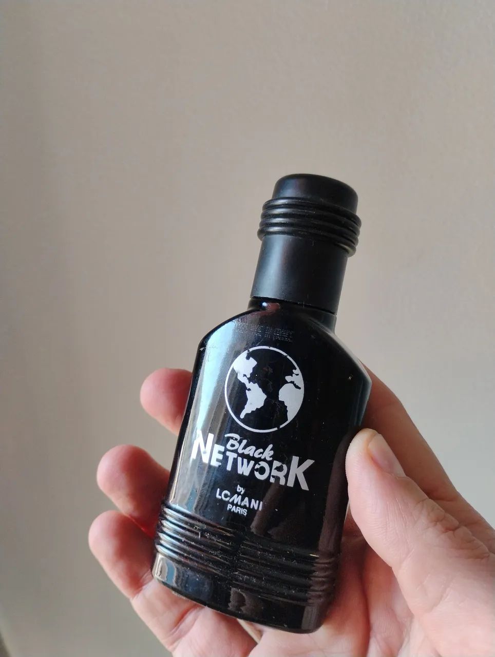 Perfume francês masculino marca Lomani