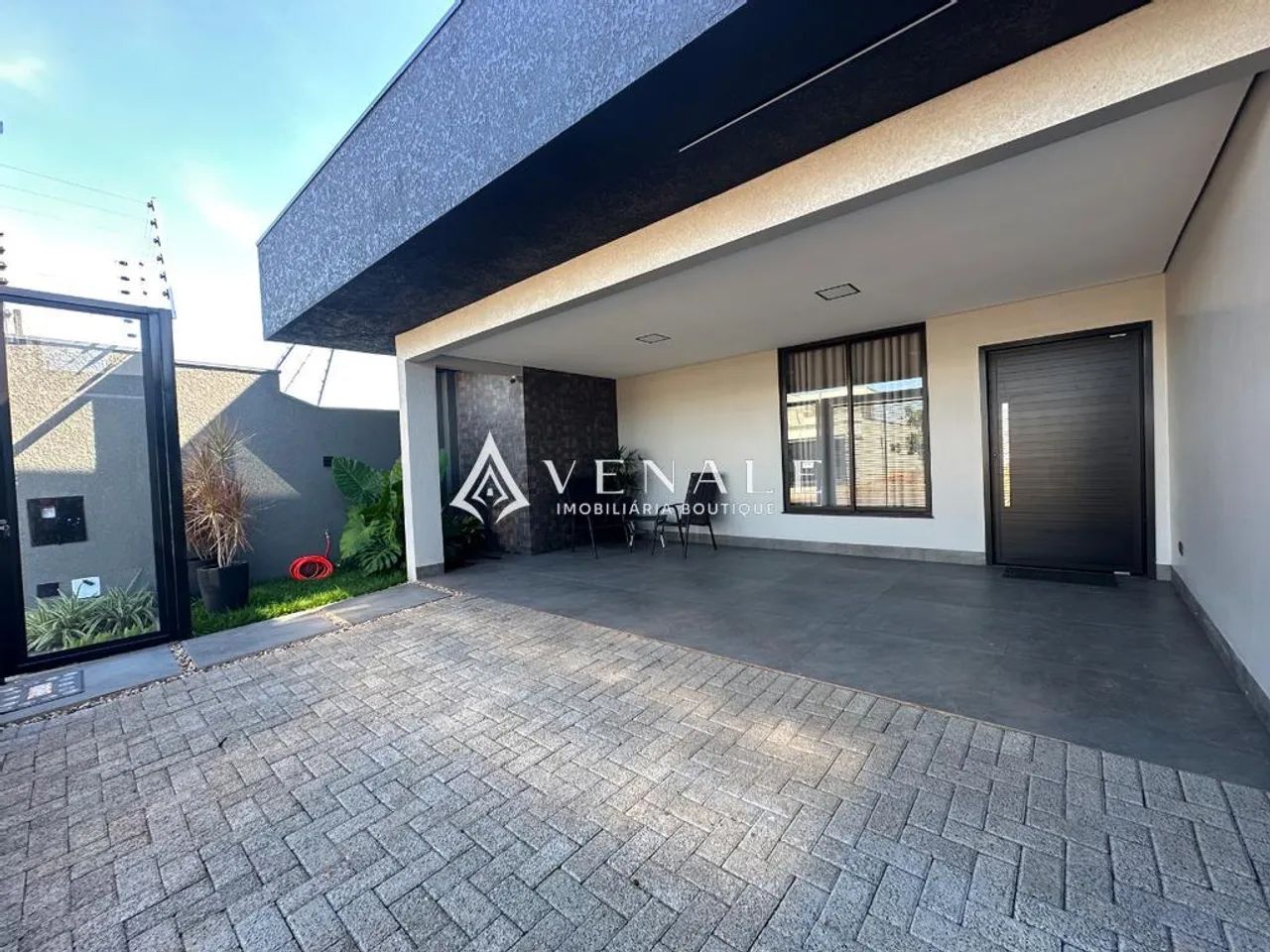 Casa à venda em Maringá, Zona 31, com 3 suítes, com 142 m² - Foto 2