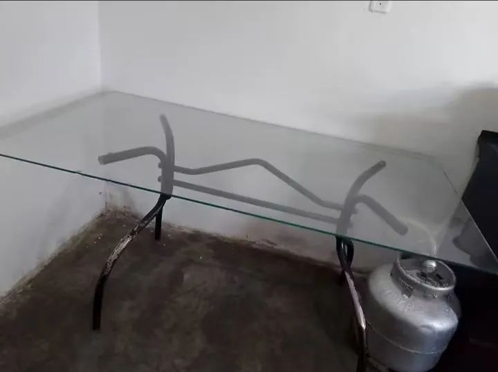 Mesa de Jantar P/ 6 cadeiras 