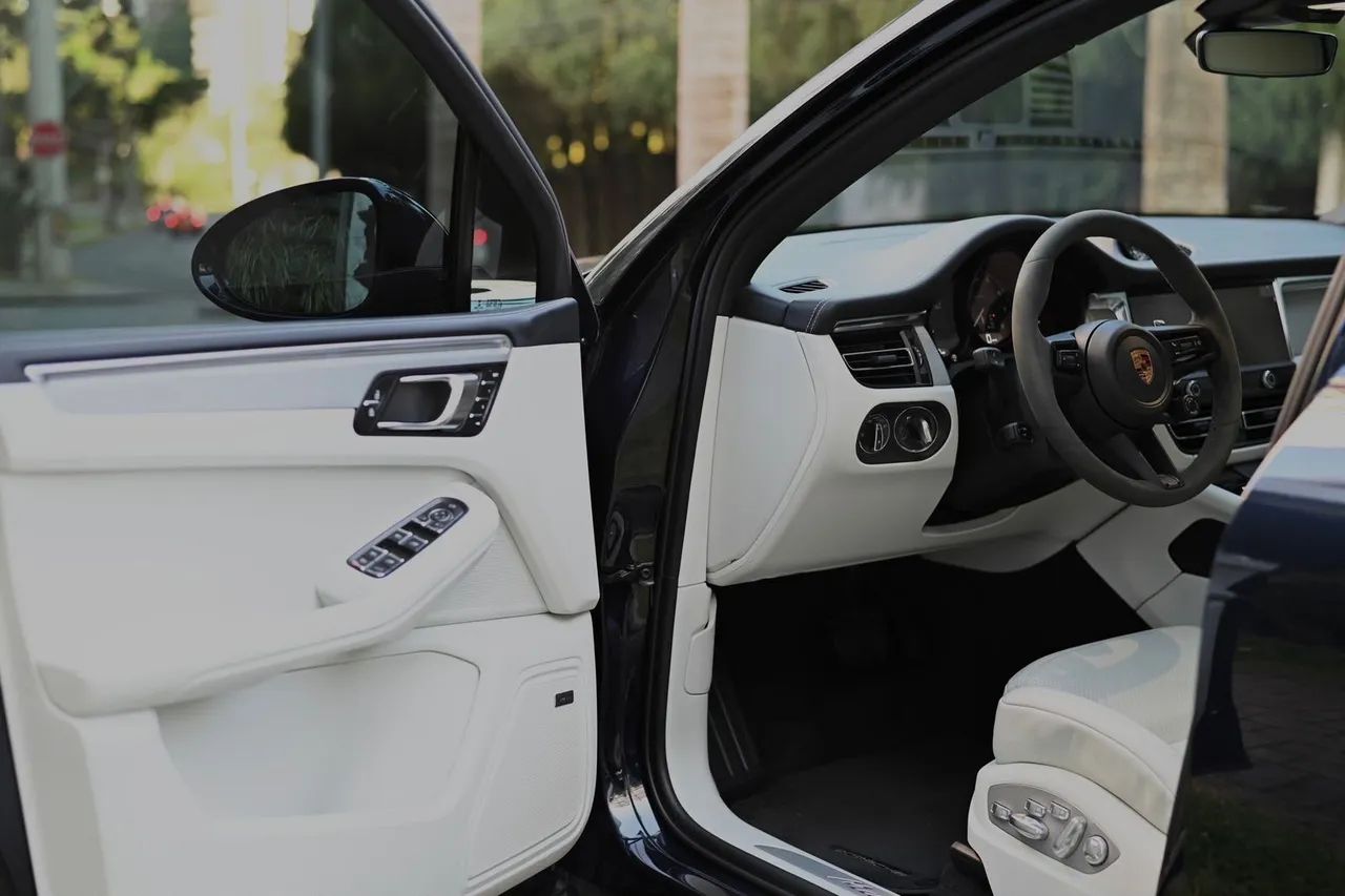 Porsche Macan 2.0 Turbo 237/252cv 2022 - Foto 2