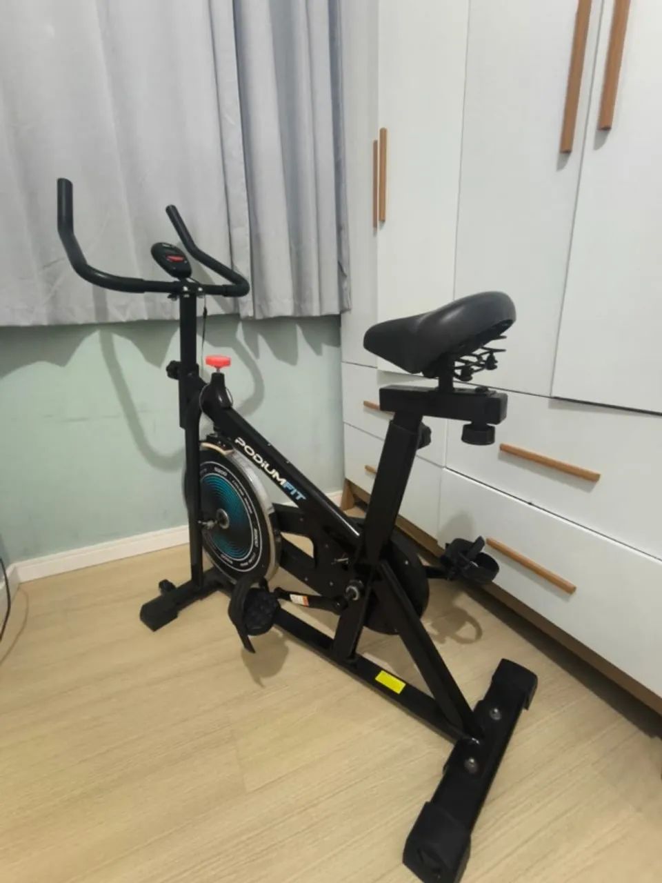 Bicicleta Ergométrica Spinning PodiumFit S200 - Foto 4