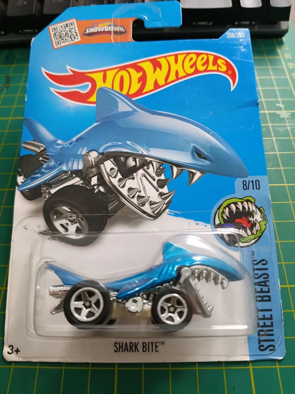 Hot Wheels Shark Bite Sharkruiser  - Foto 2
