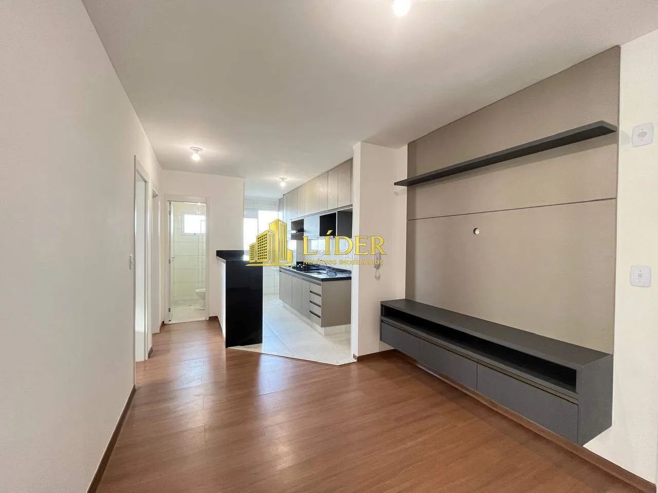EXCELENTE APARTAMENTO NA ZONA SUL
