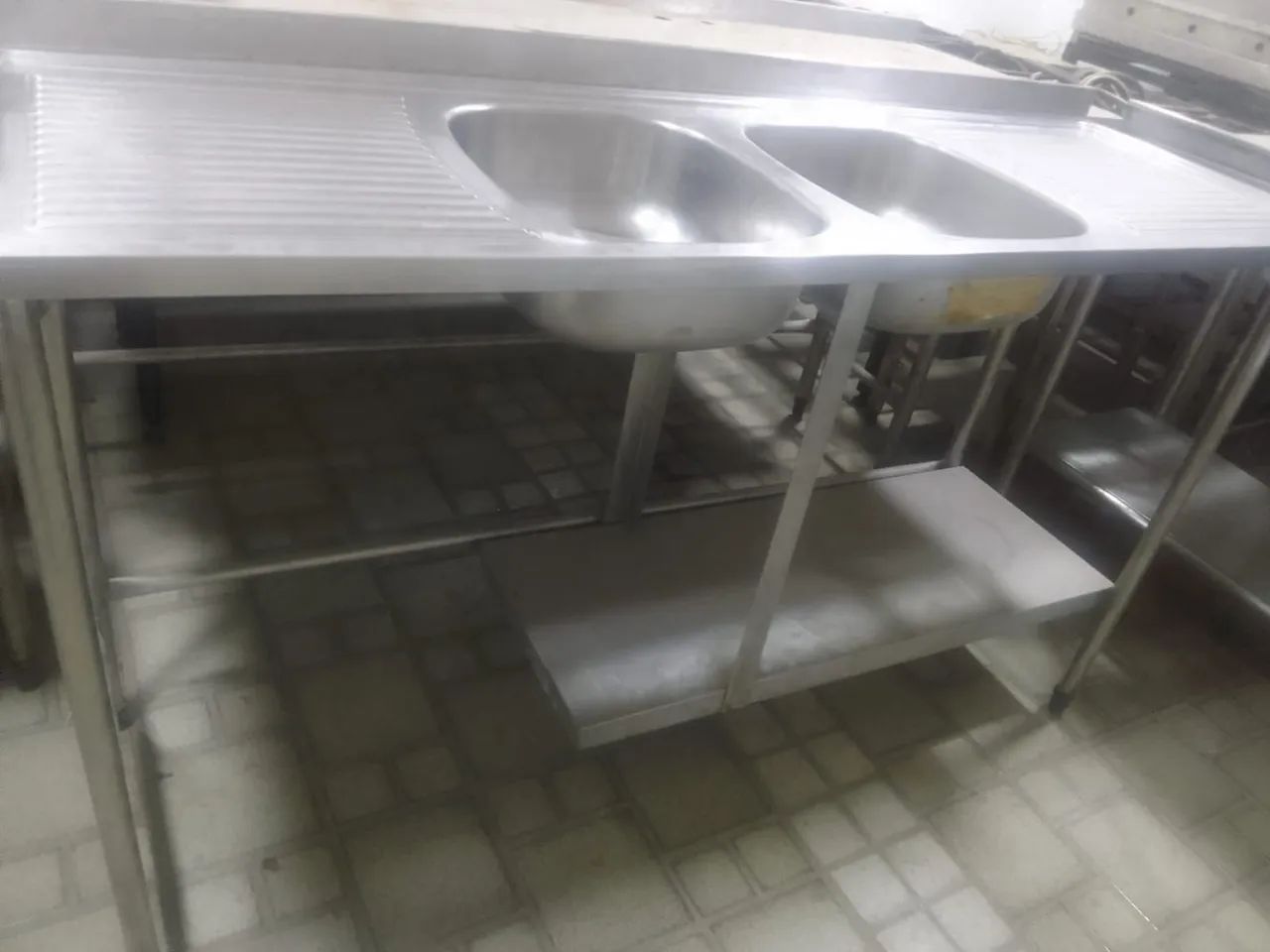 Bancada Cozinha 2 Cubas com 2 Cubas 1,60m X 60cm - Foto 4