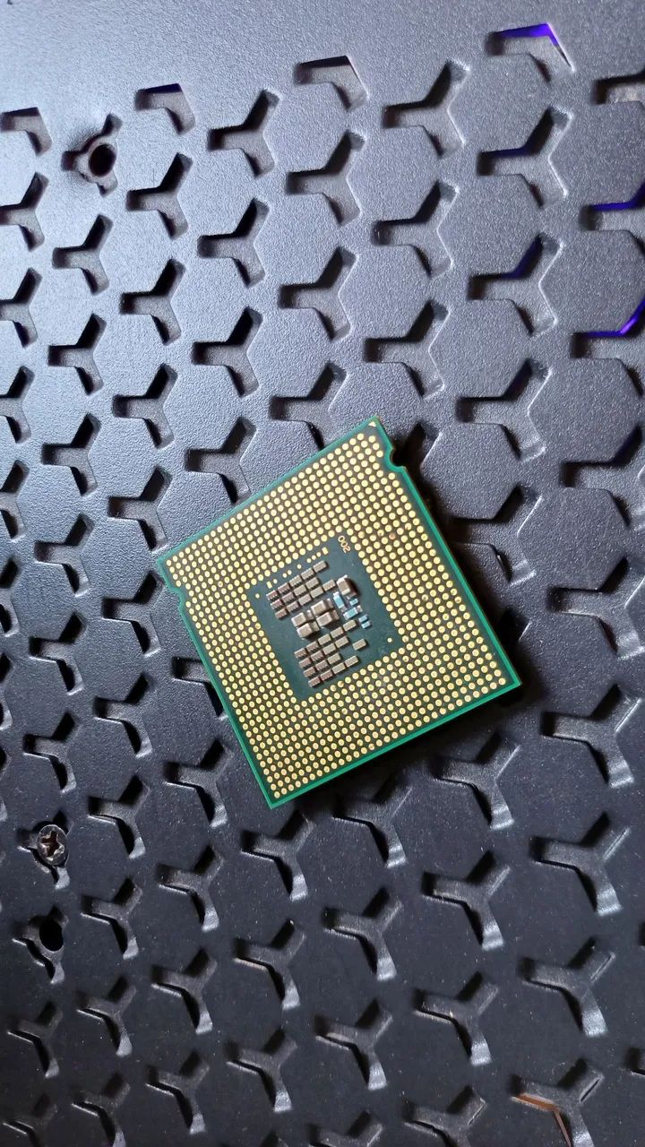 Processador Core 2 Quad - Q8400 - Foto 2