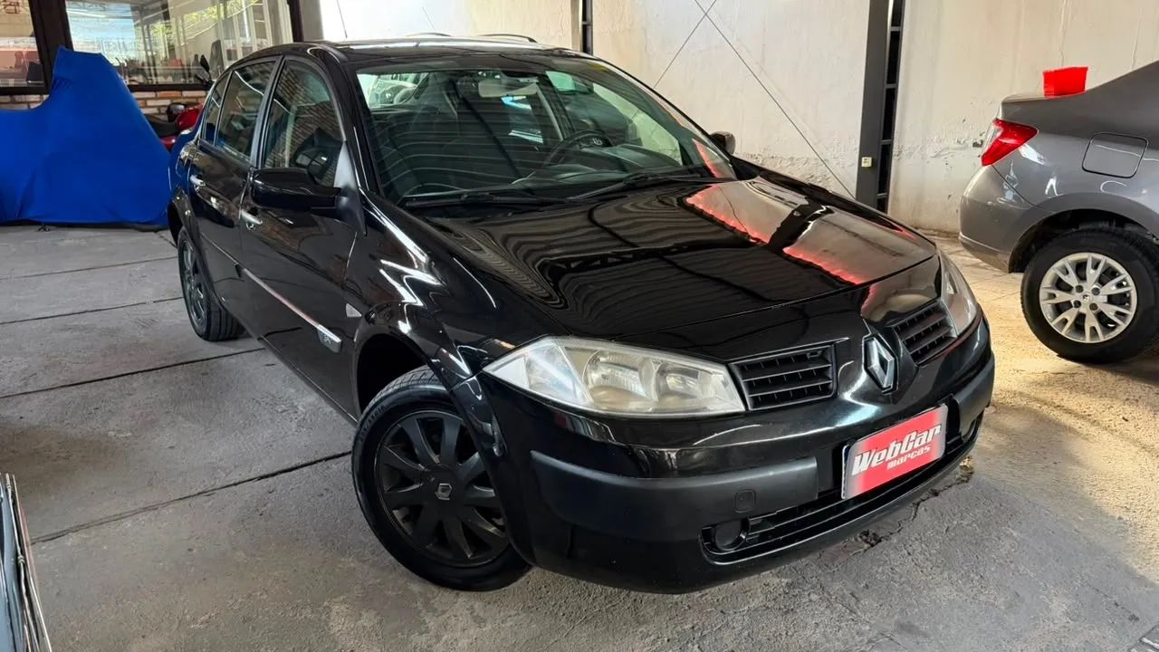 Renault Megane MEGANE SEDAN DYNAMIQUE HI-FLEX 1.6 16V 2011