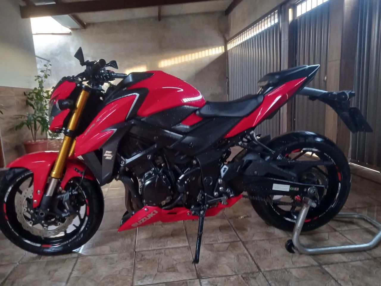 Suzuki  - Foto 5
