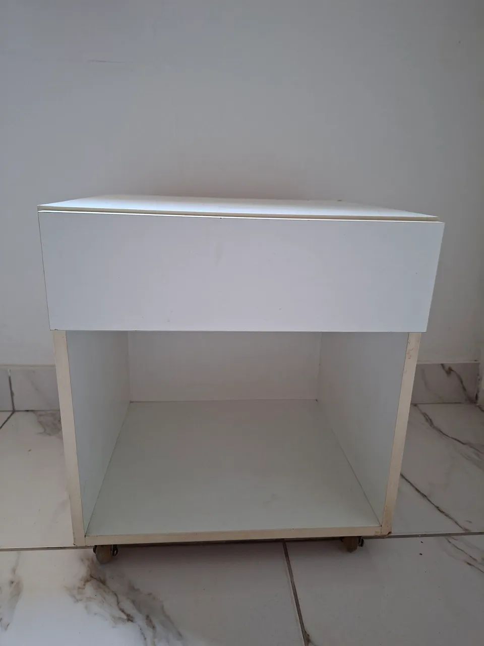 Mesa de cabeceira 