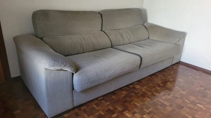 SOFÁ 3 LUGARES RETRÁTIL 'ETNA' + PUFF GIGANTE (COMBO SALA)