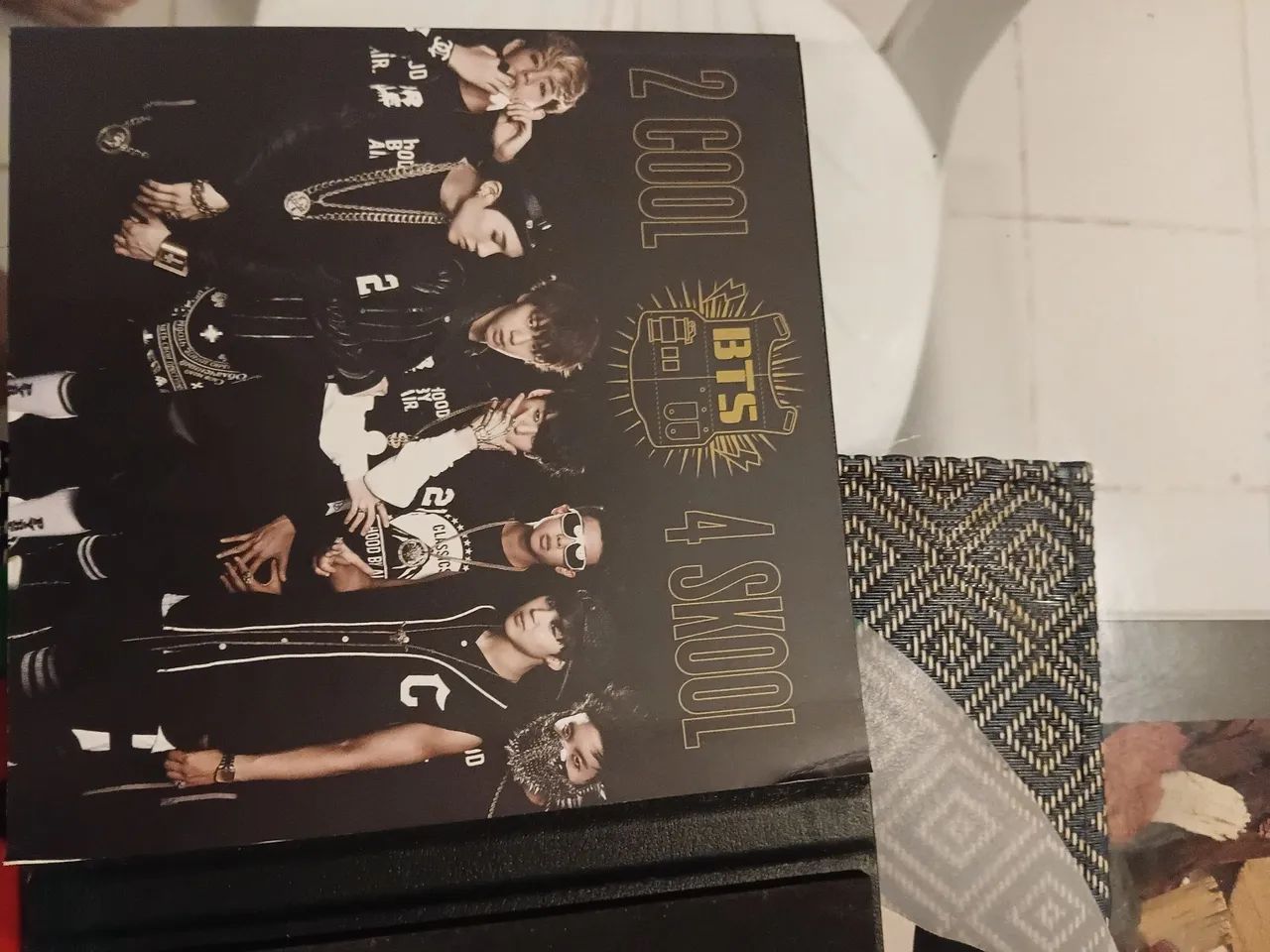 Álbum BTS 2 COOl 4 Skool - Foto 3