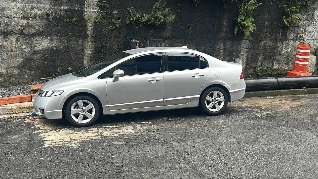 Honda Civic 1.8 LXS 16V FLEX 4P MANUAL 2009