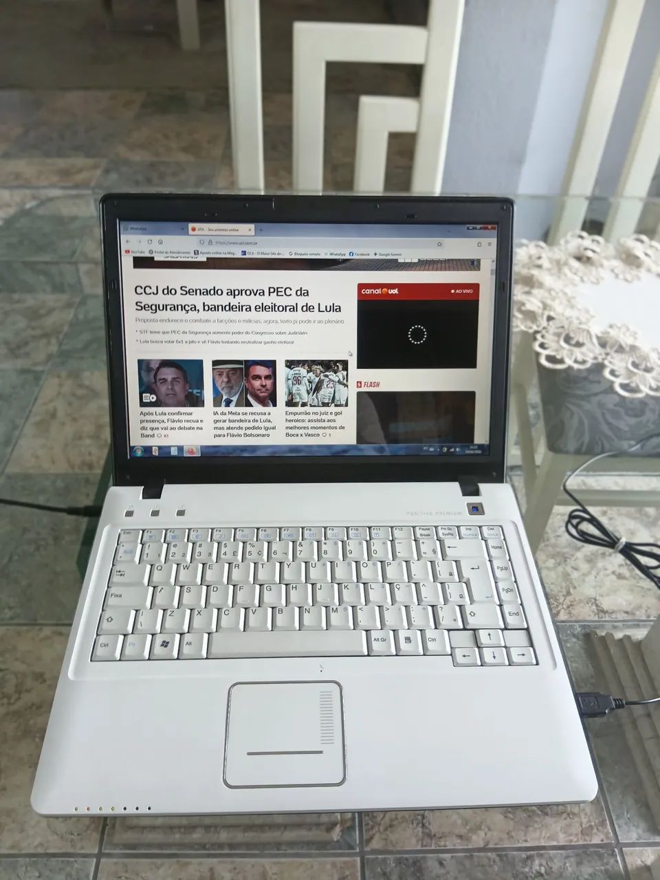 Notebook Positivo Core 2 Duo