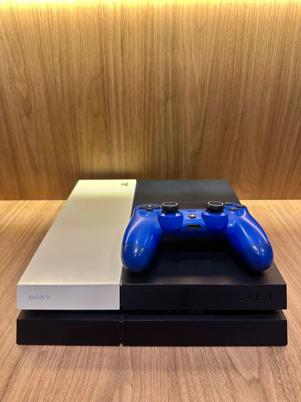 PS4 + Controle + 2 Jogos - Foto 2