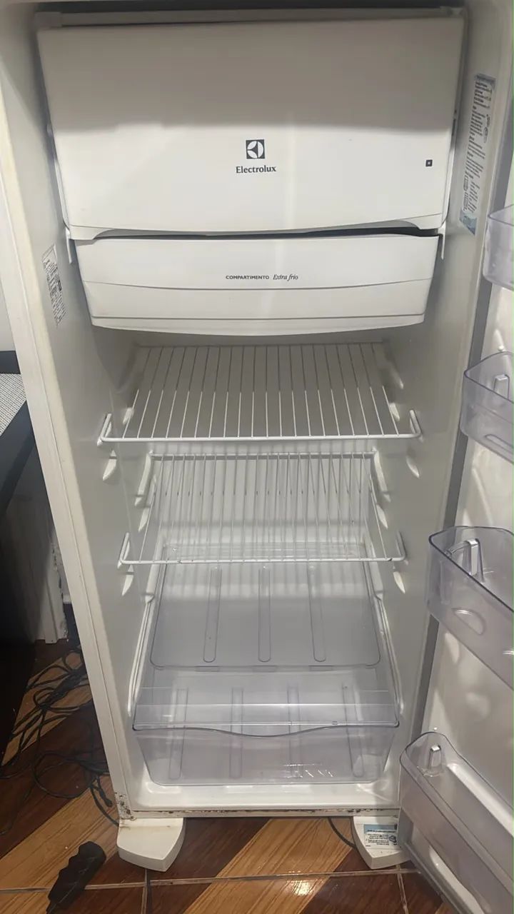 Geladeira 1 porta Eletrolux 