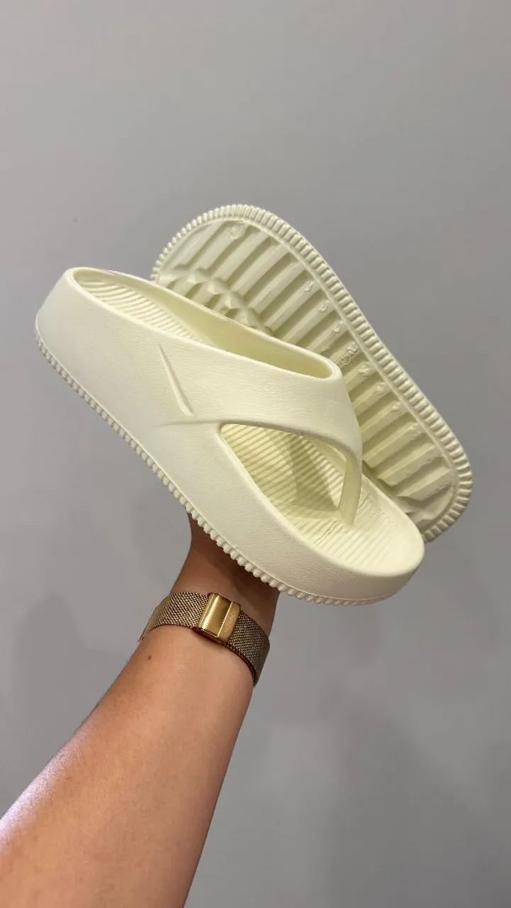 Chinelo feminino nuvem Eva. - Foto 2