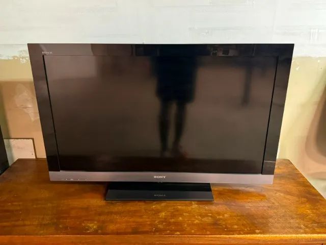 TV Sony LCD 40 polegadas c/ conversor integrado