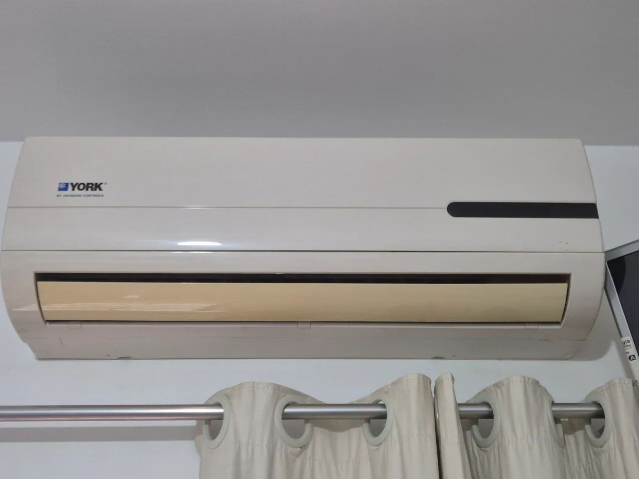 Ar condicionado York 12000 btus