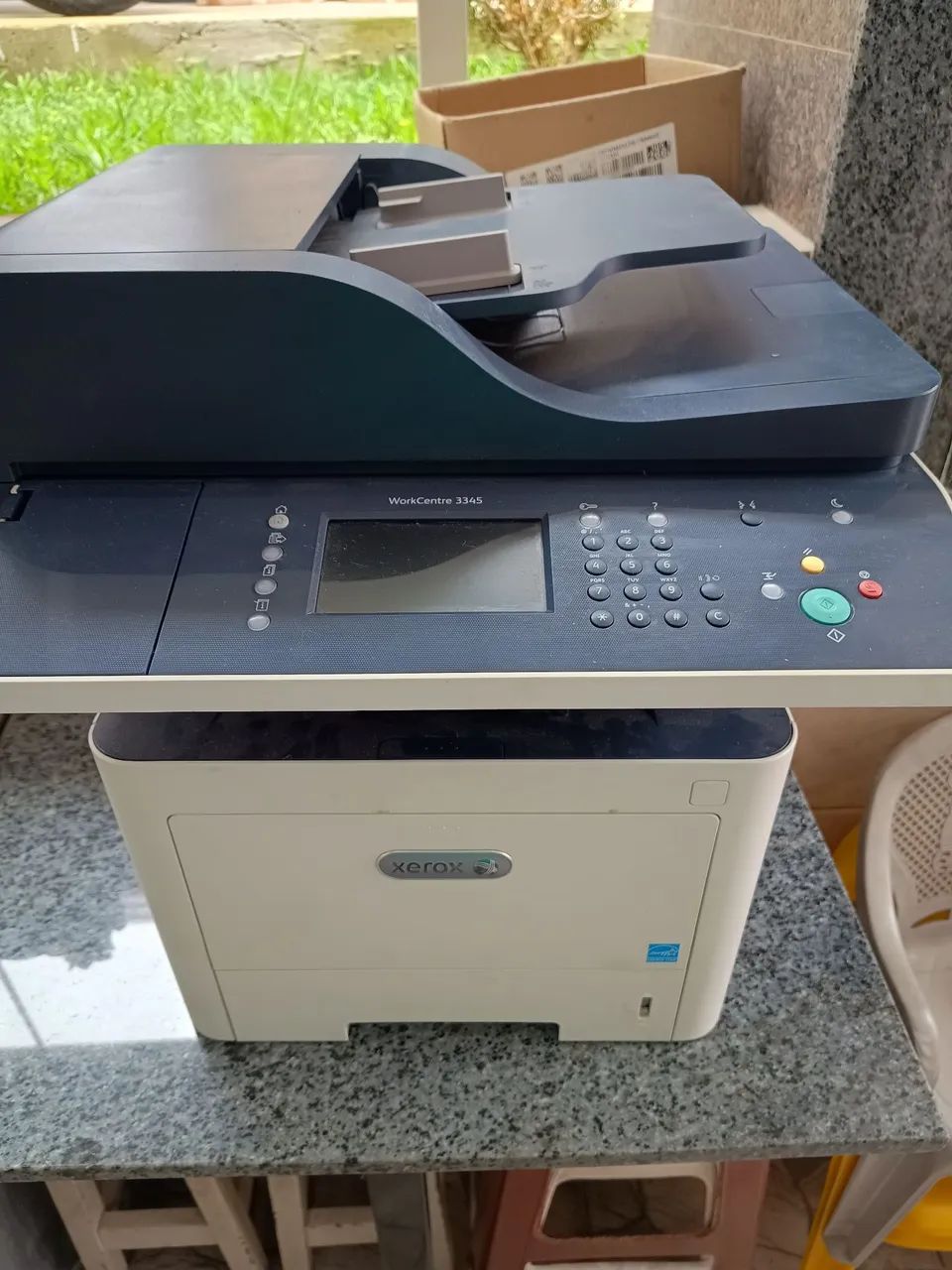Vendo IMPRESSORA FULL DUPLEX MULTIFUNCIONAL XEROX 3345-DNI LASER MONO, Wi-Fi. Leia.