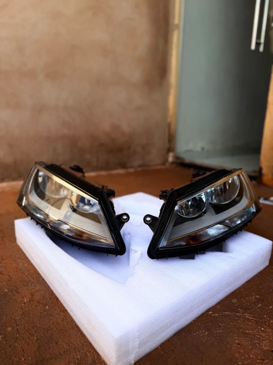 Par de farol jetta 2012 em diante original VW