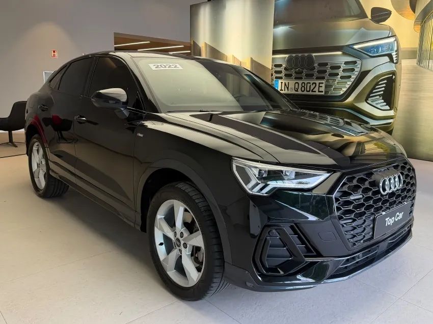 Audi Q3 SPB Perf. Black 2.0 TFSI Tipt. Quat. 2022