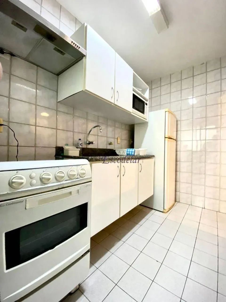 Apartamento com 2 quartos, com varanda, com vaga equipado e mobiliado, para alugar, 50 m²  - Foto 3