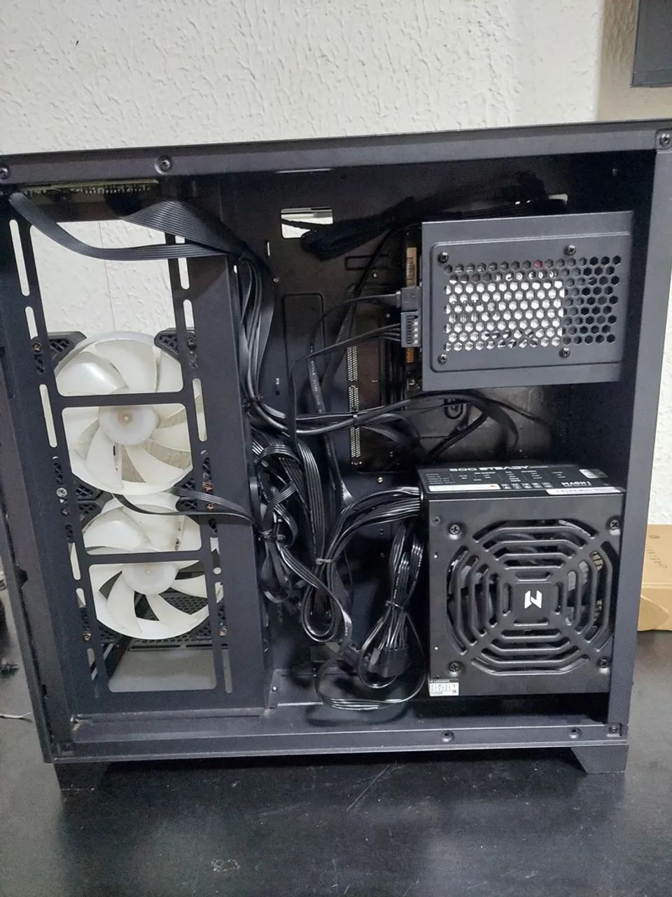 PC GAMER (com problema) - Foto 3